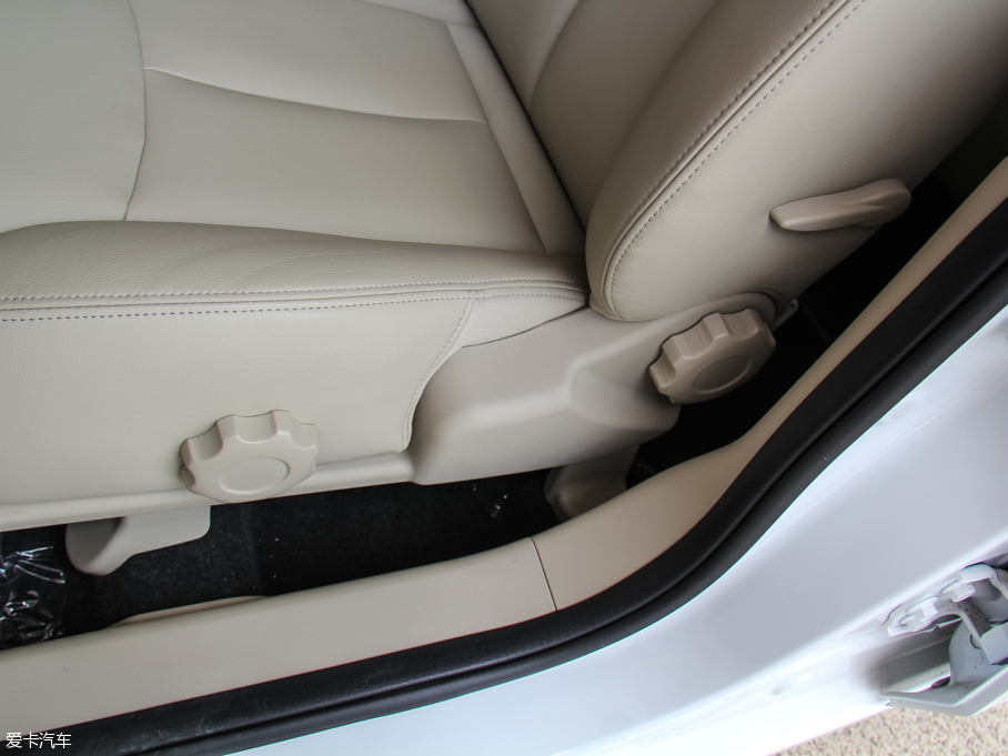 2015��s��360 20T �p�x����Ş��