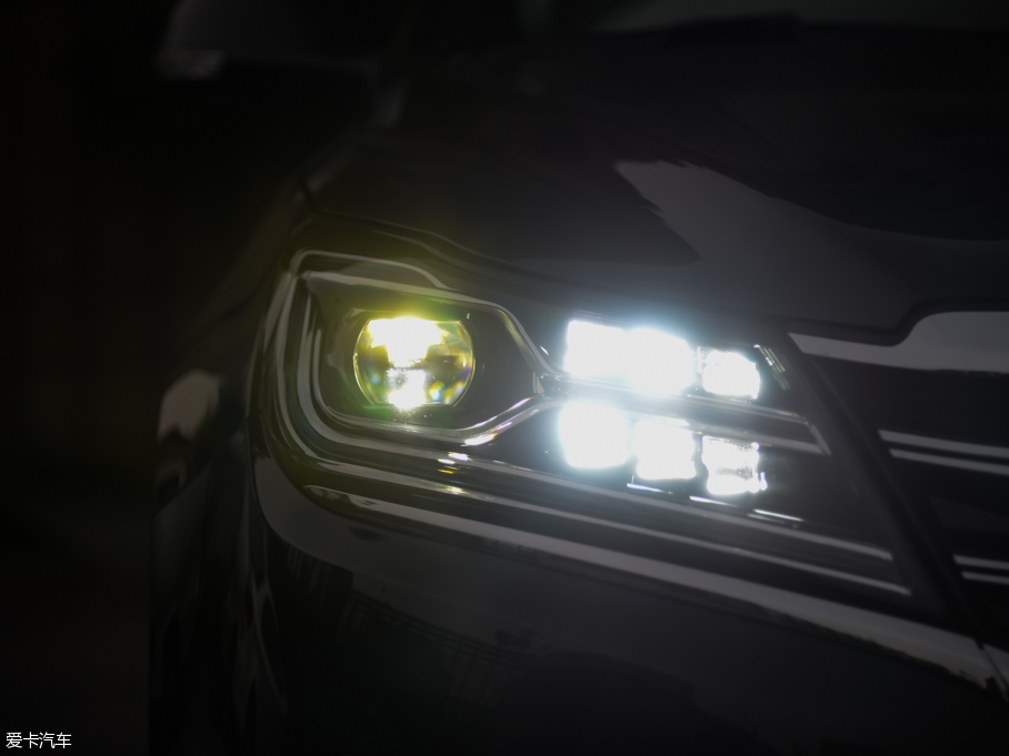 2016��s��e950 1.4T ��Ӣ�� 5��