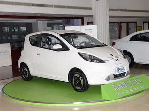 2016款电动车 整体外观