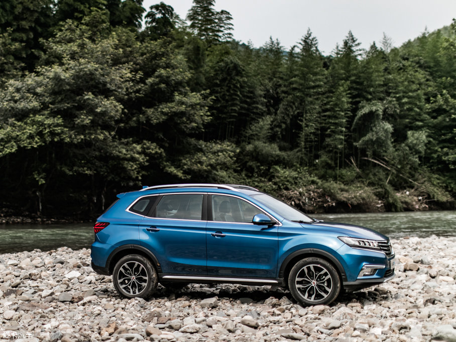 2016sRX5 30T (q)(lin)W(wng)