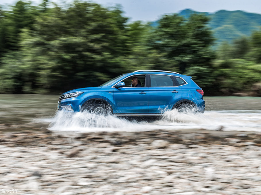 2016sRX5 30T (q)(lin)W(wng)