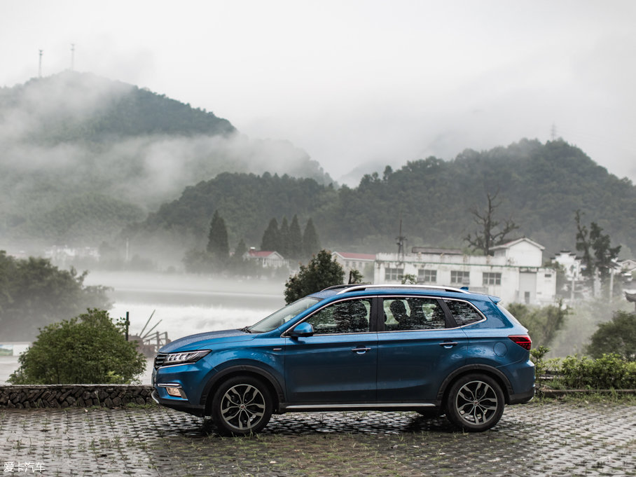 2016��s��RX5 30T ���(q��)��(li��n)�W(w��ng)�����