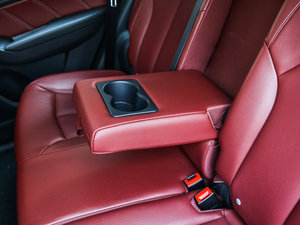 201630T (q)(lin)W(wng) 