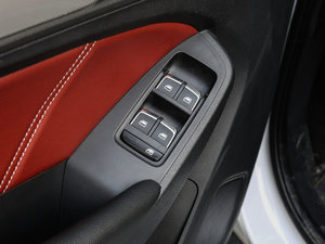 201630T 򌻥W {܇ƅ^	