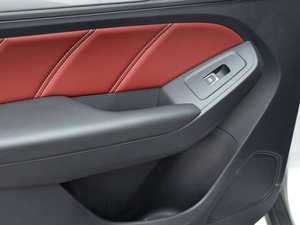 201630T (q)(lin)W(wng) g