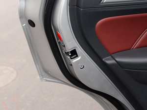 201630T (q)(lin)W(wng) g