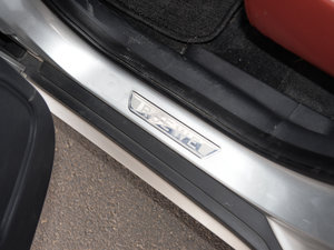 201630T (q)(lin)W(wng) g