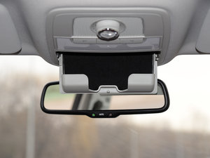 201630T (q)(lin)W(wng) g