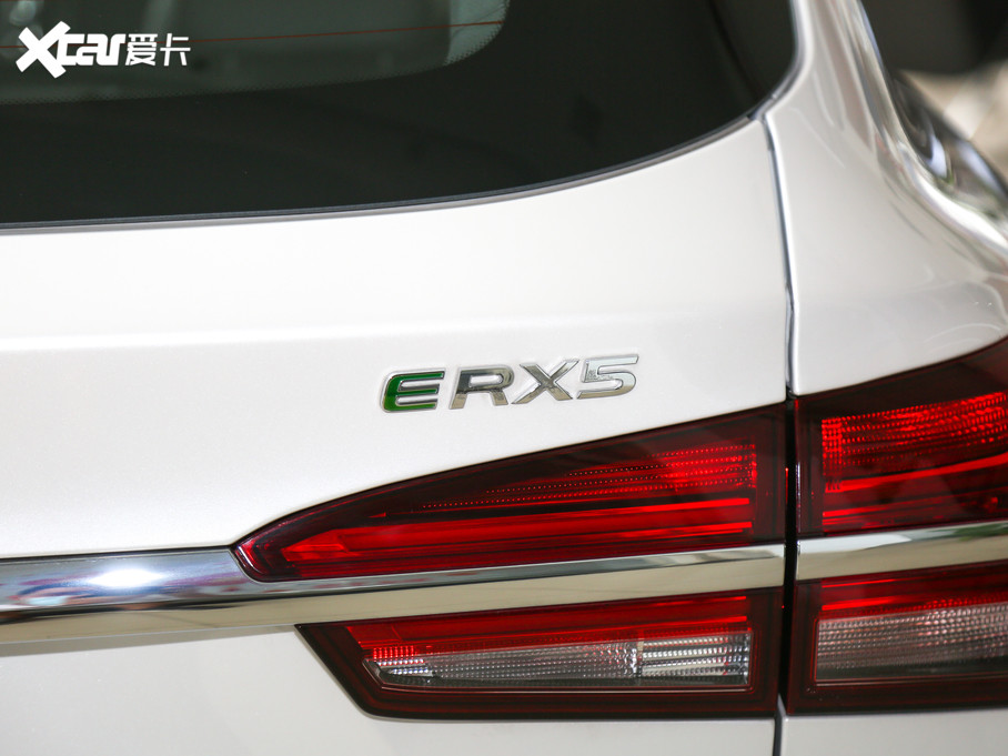 2017款erx5ev400电动互联豪华版