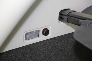 2017ERX5 EV400 늄ӻ g