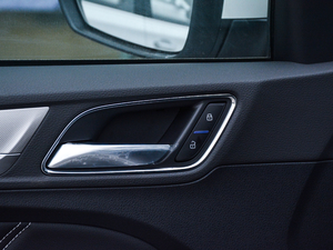 2017ERX5 EV400 늄ӻŞ g