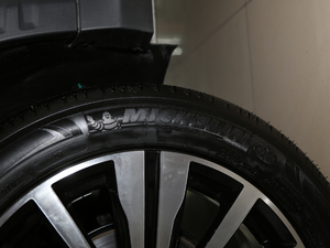 2017ERX5 EV400 늄ӻA ݆̥Ʒ