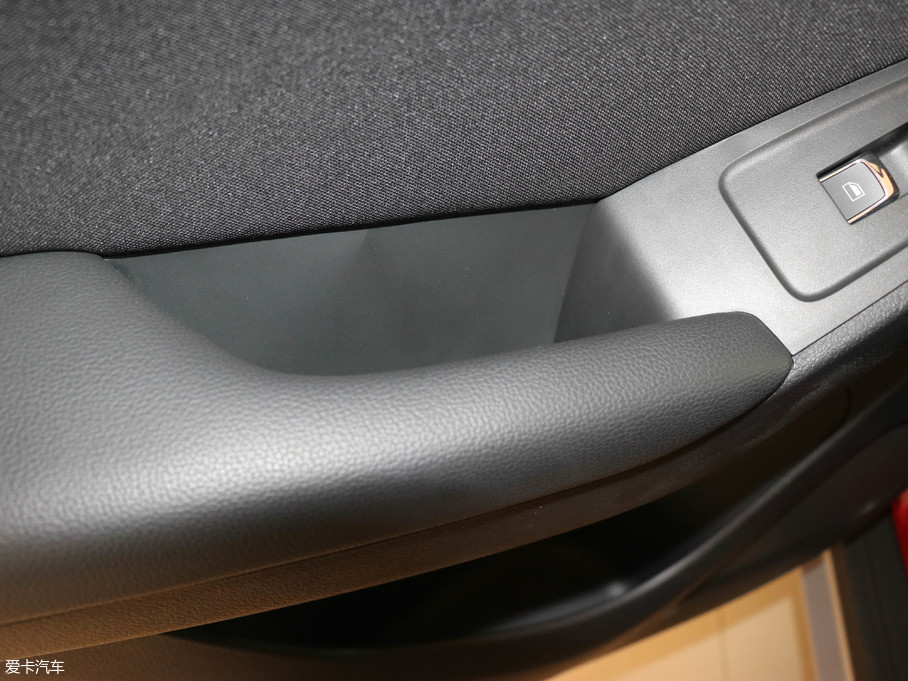 2017sRX5 20T քӃ(q)A