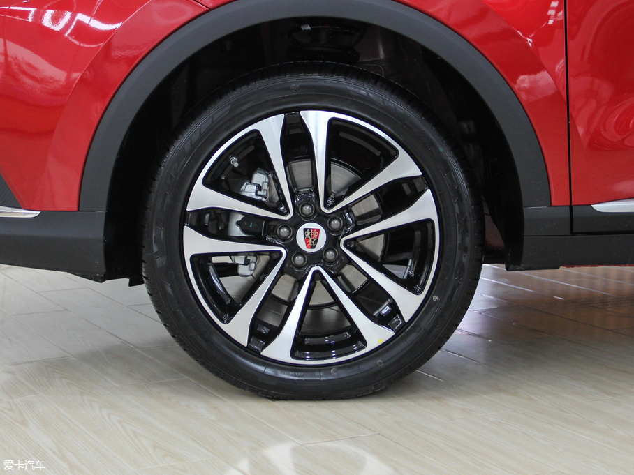 2018sRX3 18T ԄӻW