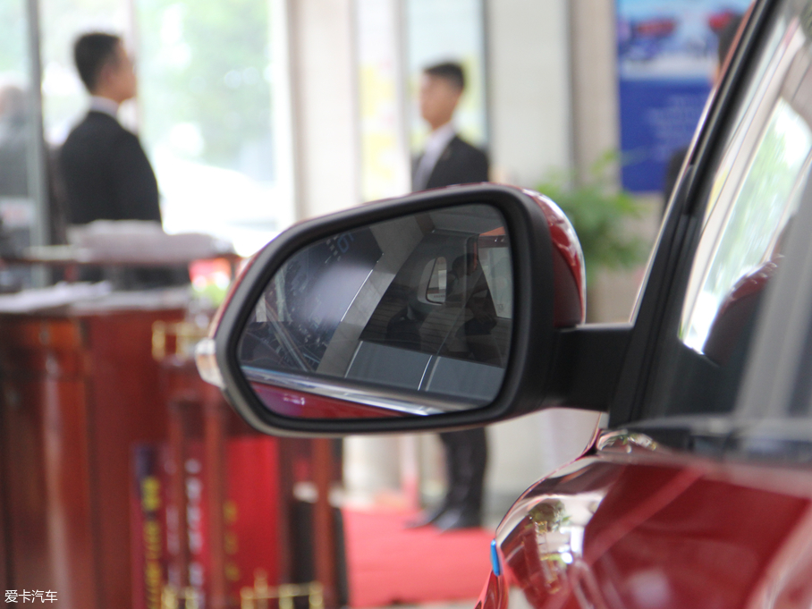 2018sRX3 18T ԄӻW