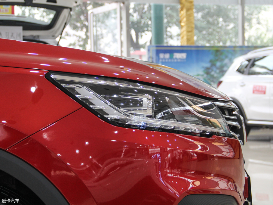 2018sRX3 18T ԄӻW