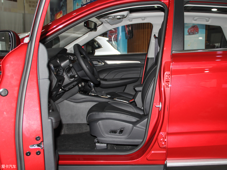 2018sRX3 18T ԄӻW