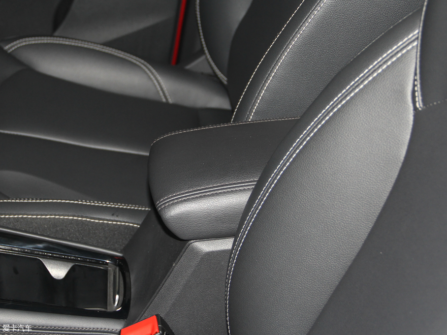 2018sRX3 18T ԄӻW