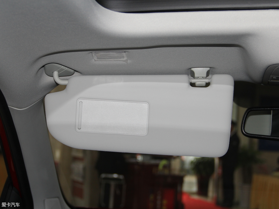 2018sRX3 18T ԄӻW