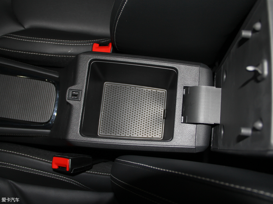 2018sRX3 18T ԄӻW