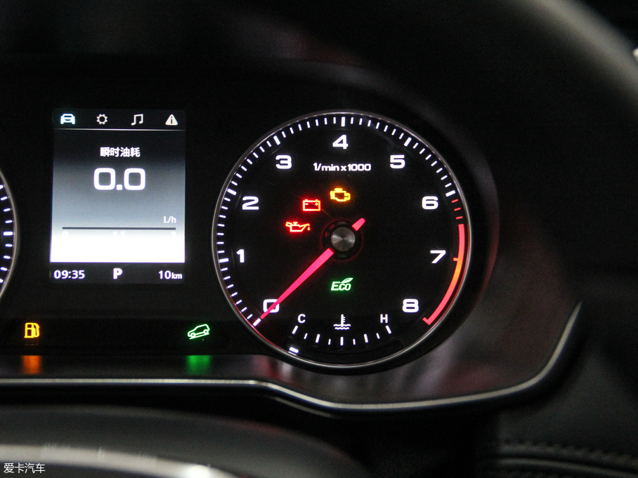 2018sRX3 18T ԄӻW