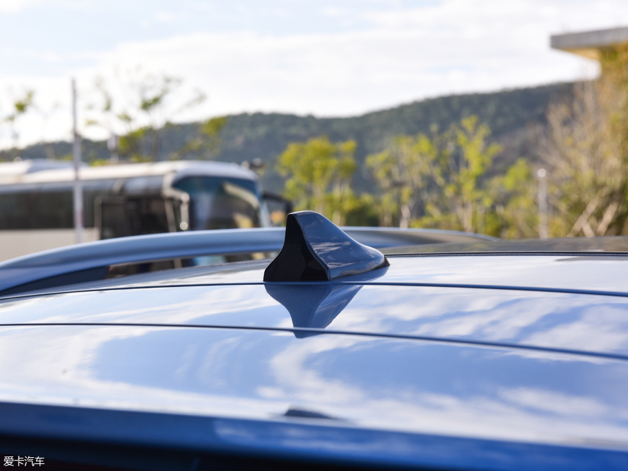 2018sRX3 18T ԄӻW