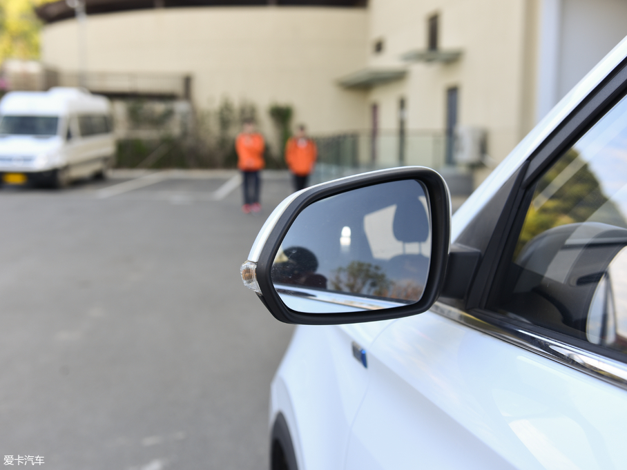 2018sRX3 18T ԄӻW