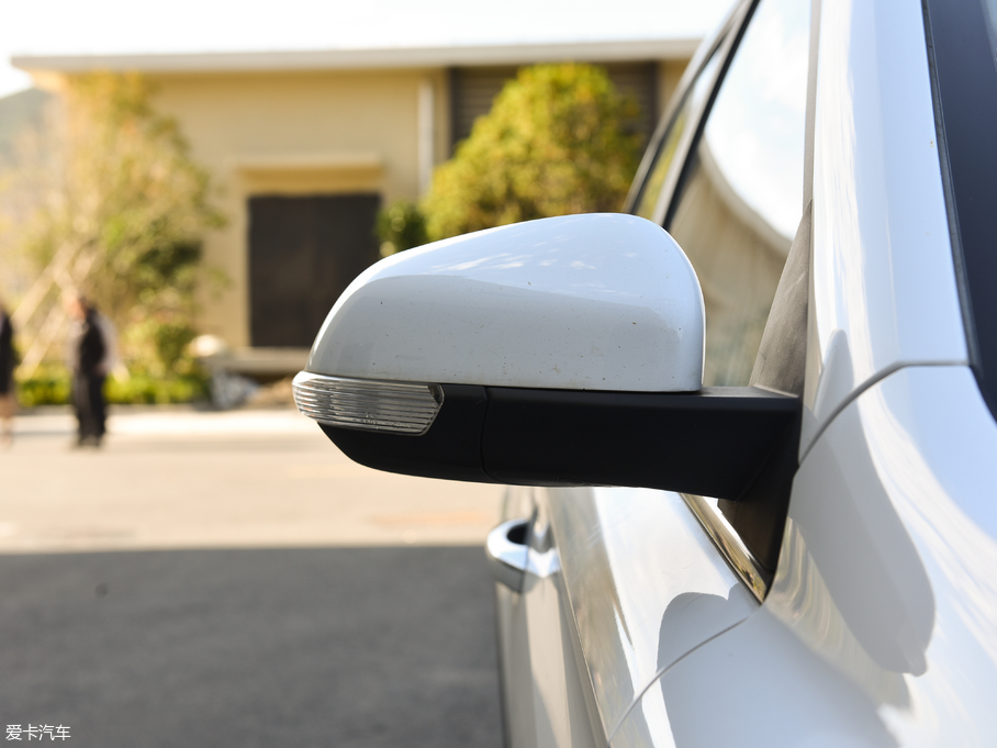 2018sRX3 18T ԄӻW