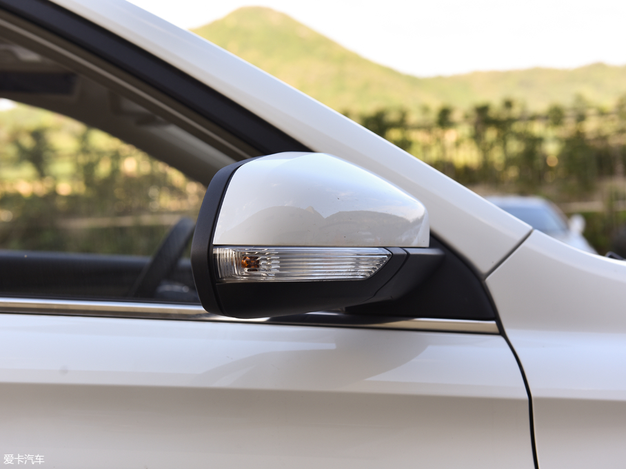 2018sRX3 18T ԄӻW