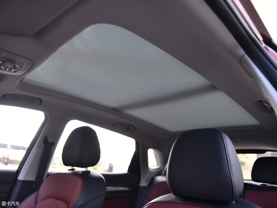 2018sRX3 18T ԄӻW