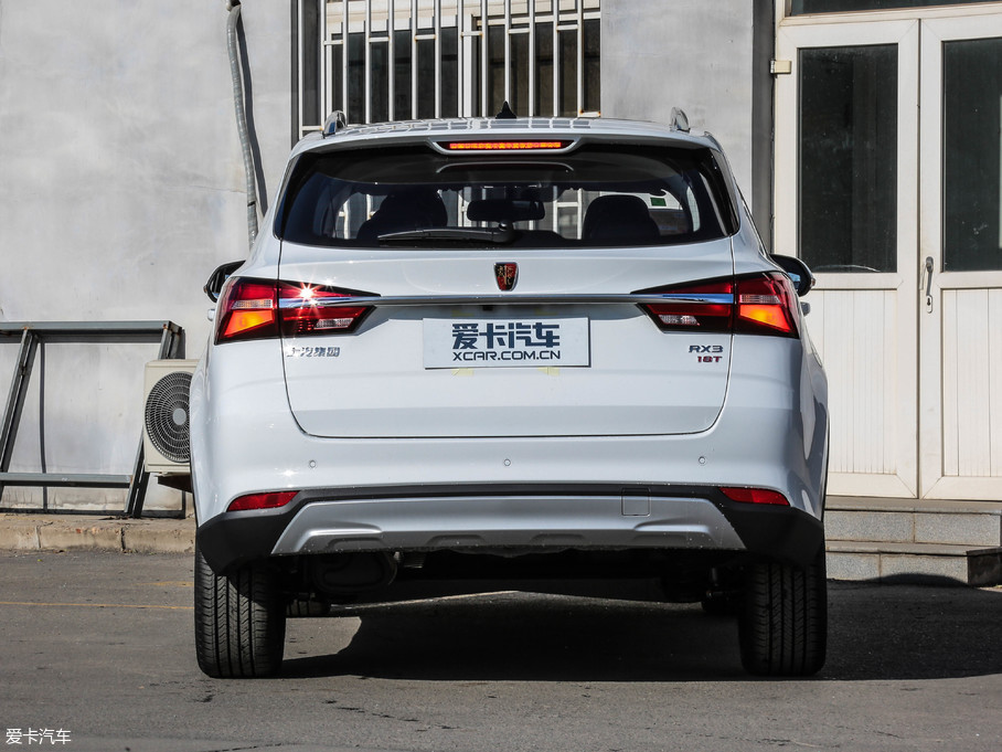 2018sRX3 18T ԄӻW