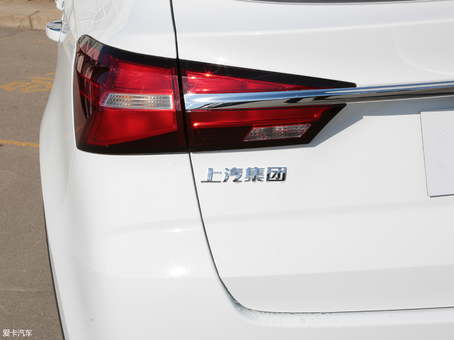 2018sRX3 18T ԄӻW