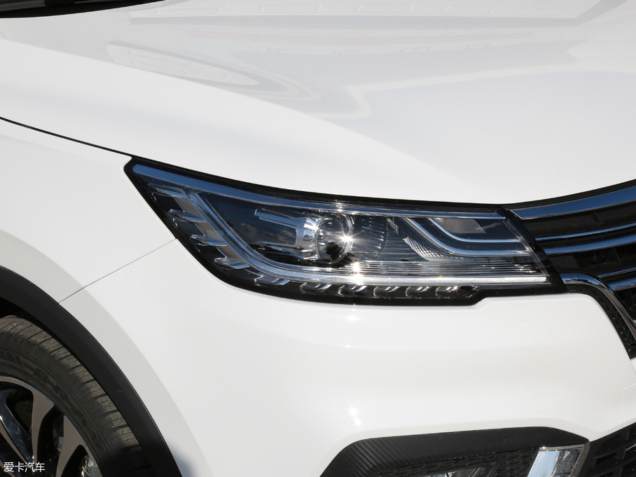 2018sRX3 18T ԄӻW