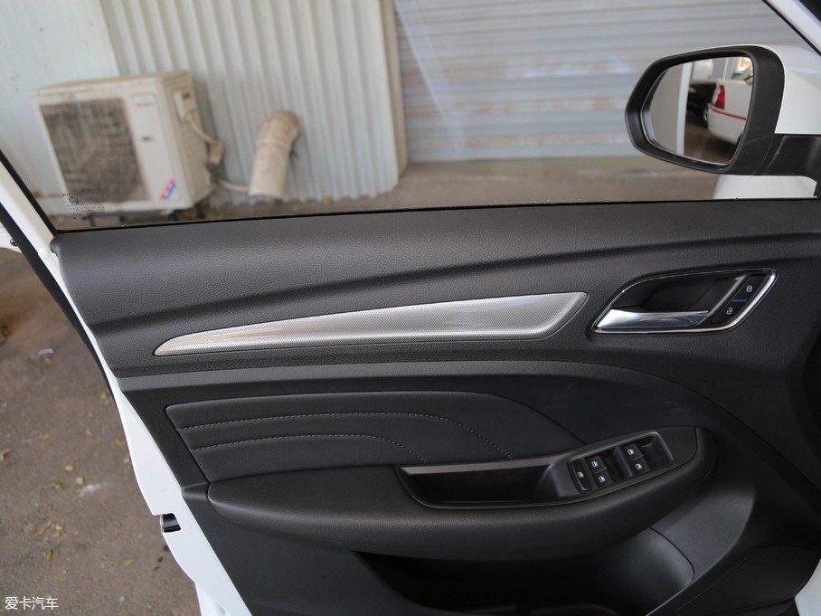 2018sRX3 18T Ԅ(dng)(lin)W(wng)