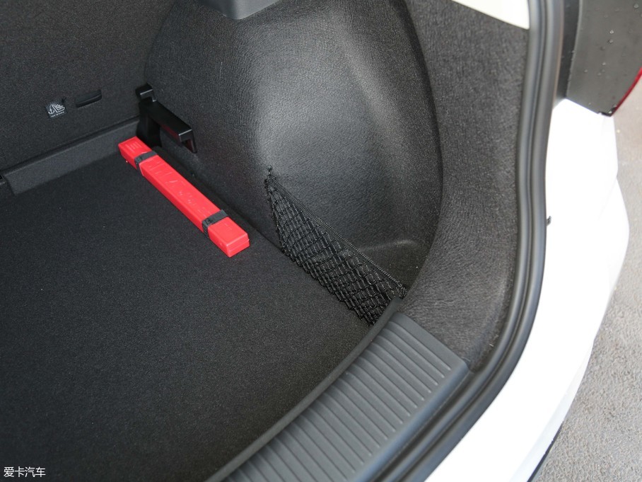 2018sRX3 18T ԄӻW