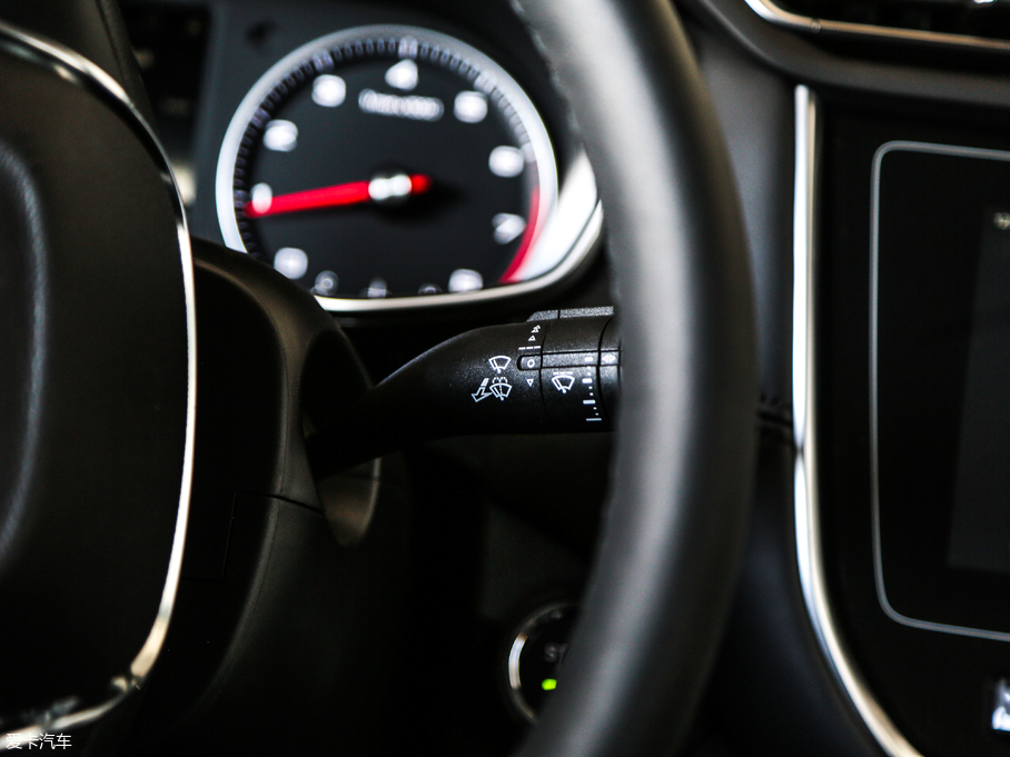 2018sRX3 18T ԄӻW