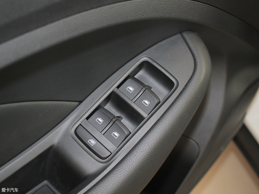 2018sRX3 1.6L քӻW