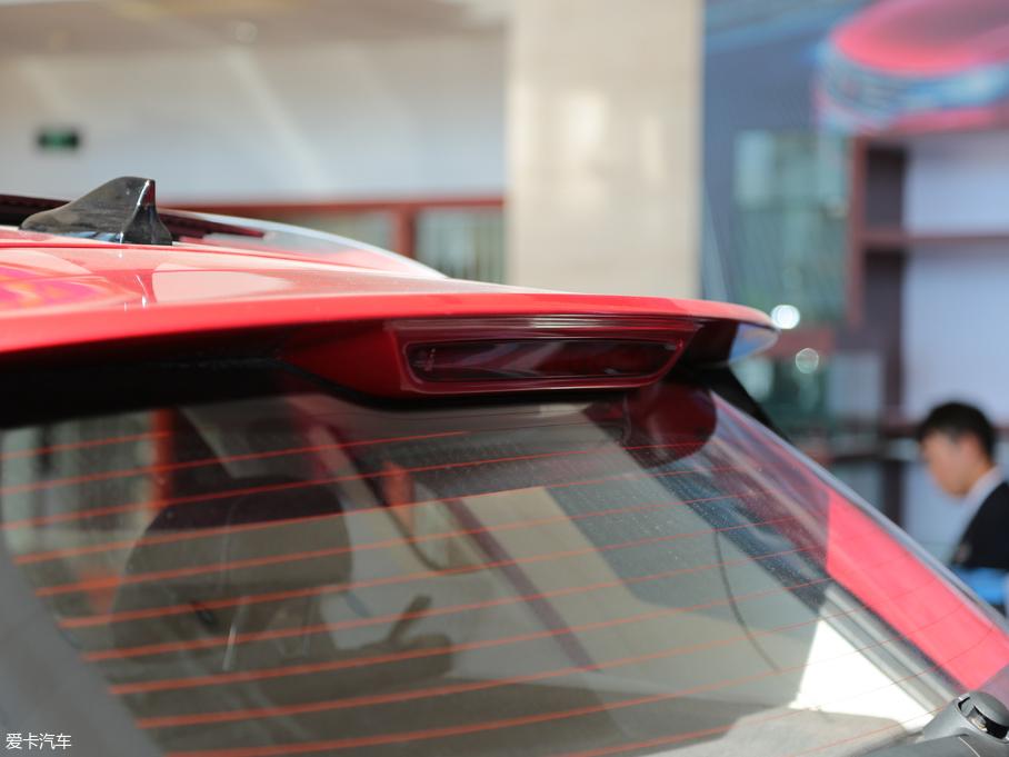 2018sRX3 18T ԄӻW