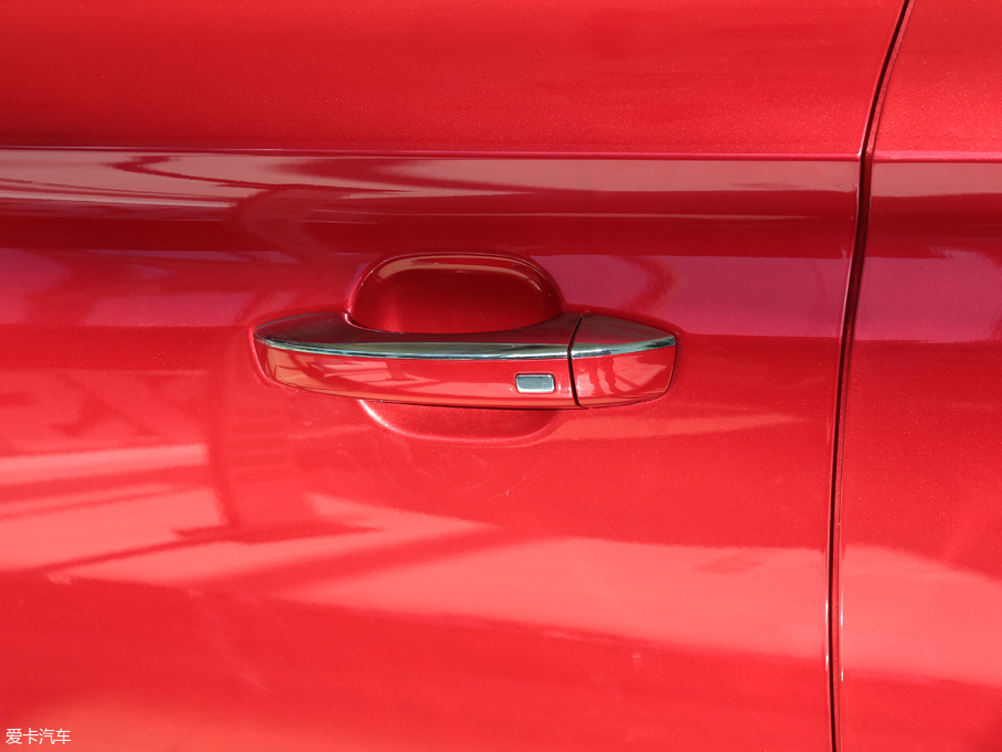 2018sRX3 18T ԄӻW