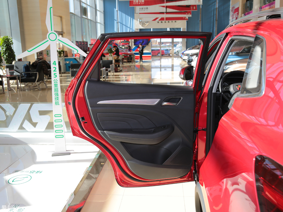 2018sRX3 18T ԄӻW