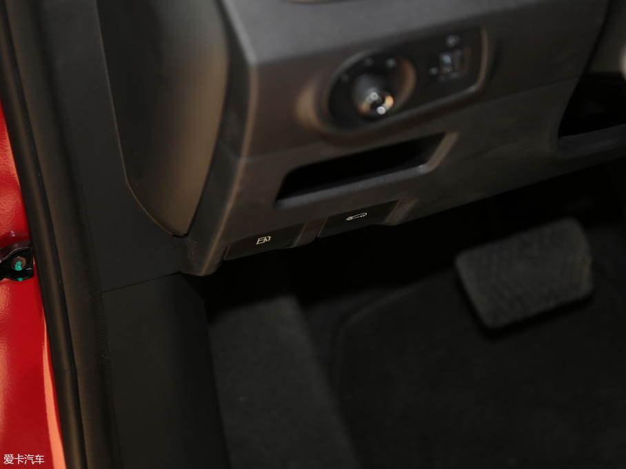 2018sRX3 18T ԄӻW