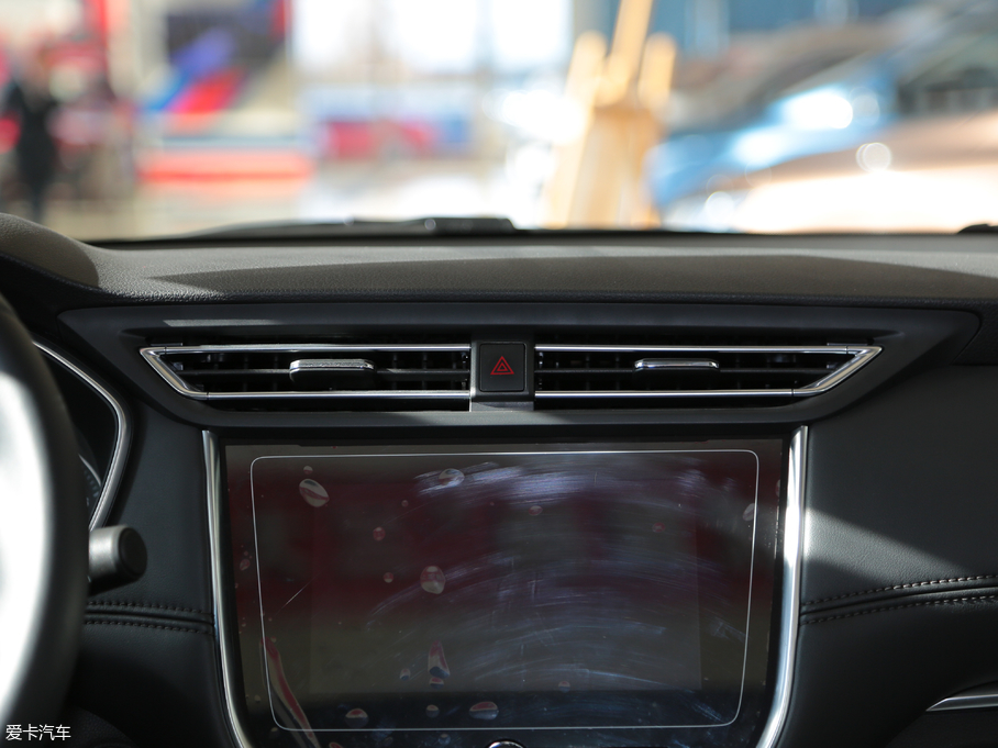 2018sRX3 18T ԄӻW