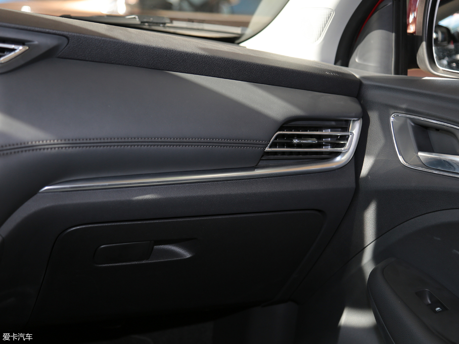 2018sRX3 18T Ԅ(dng)(lin)W(wng)