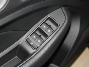 201818T Ԅ(dng)(lin)W(wng) {܇(ch)ƅ^(q)	