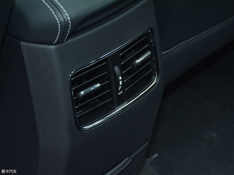 2018sRX5 30T ԄӻW