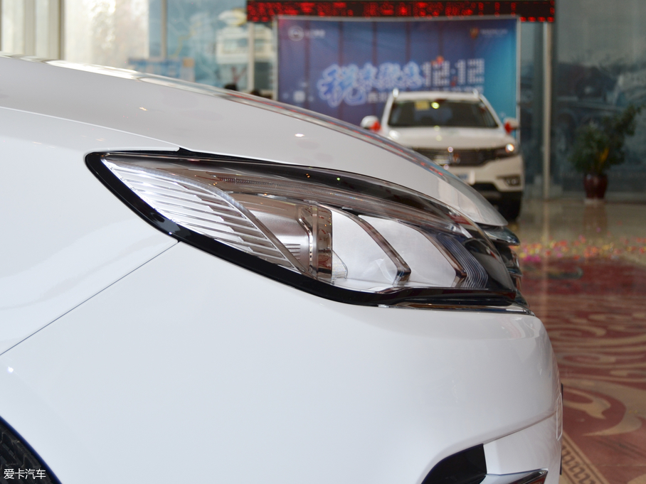 2018��s��360 PLUS 1.5L �ԄӺ��A��