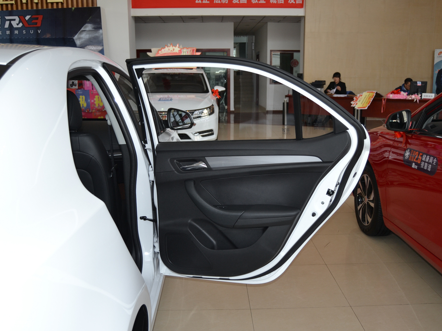 2018��s��360 PLUS 1.5L �ԄӺ��A��