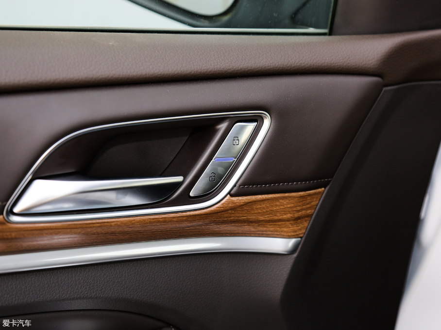 2018sRX8 30T (lin)W(wng)(q)