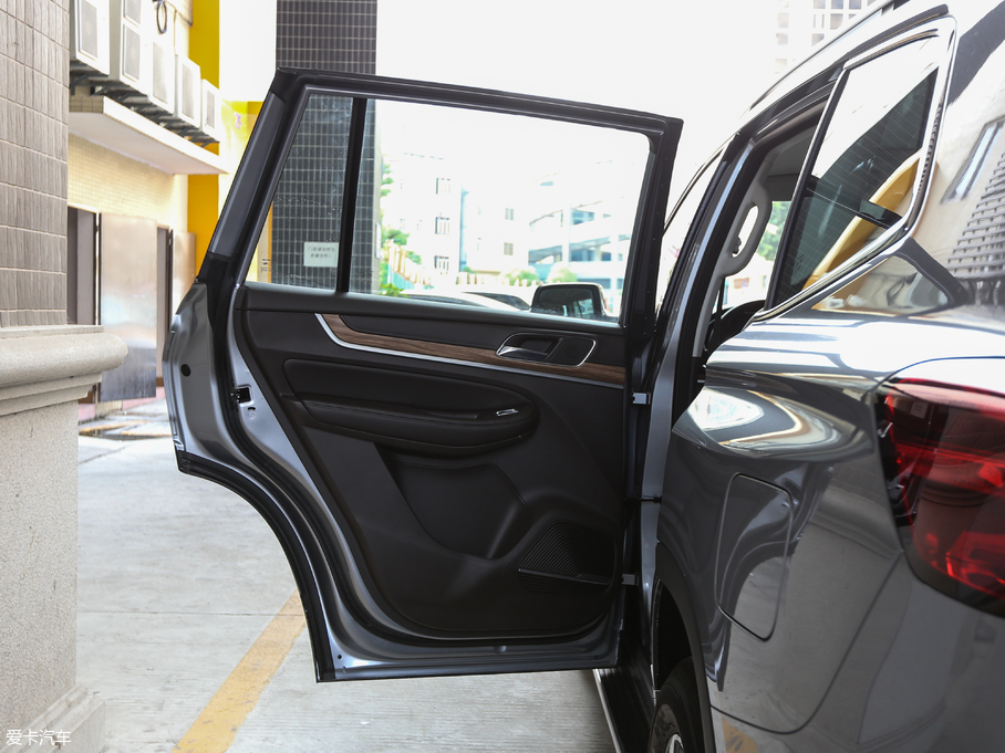 2018sRX8 30T (lin)W(wng)(q)Ş