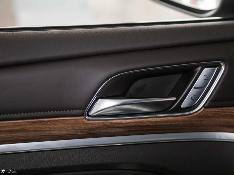 2018sRX8 30T (lin)W(wng)(q)